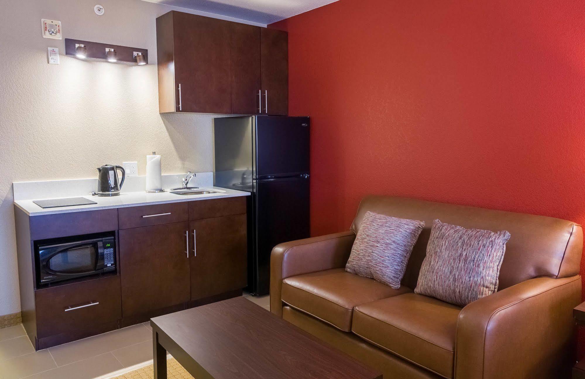 The Kanata Inns Invermere Luaran gambar