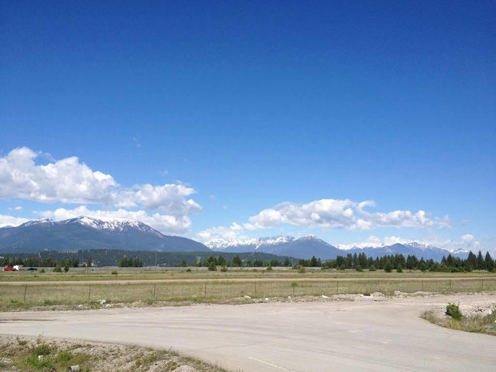 The Kanata Inns Invermere Luaran gambar