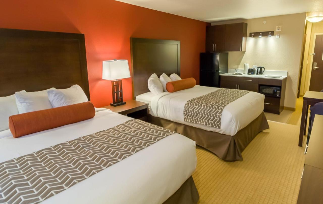 The Kanata Inns Invermere Luaran gambar